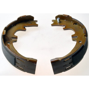 DENCKERMANN B120154 Juego de zapatas de frenos trasero para GS IS LS RAV 4 Avensis Verso