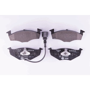 HELLA 8DB 355 009-801 Brzdové platničky Predné pre