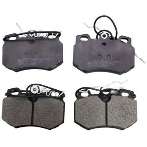 DENCKERMANN B110133 Klocki hamulcowe Przód dla