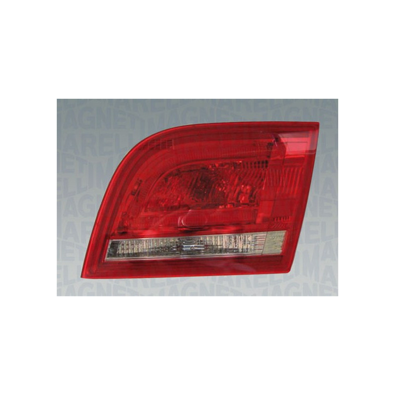 MAGNETI MARELLI 714021920802 Lampa Tylna Wewnętrzna Prawa LED dla Audi A3 II Sportback (2008-2012)