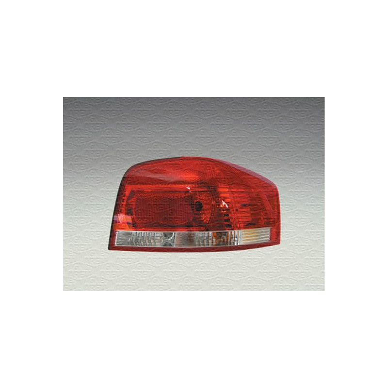 MAGNETI MARELLI 714028040803 Lampa Tylna Prawa dla Audi A3 II 3-drzwiowy Hatchback (2003-2007)
