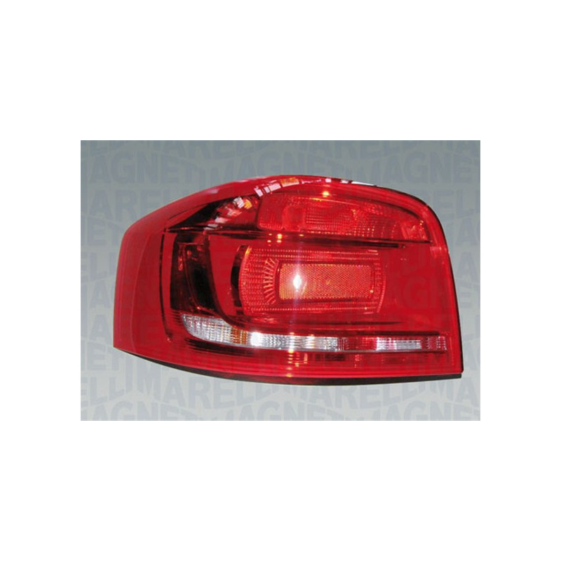 Rückleuchte  - MAGNETI MARELLI 714021910702