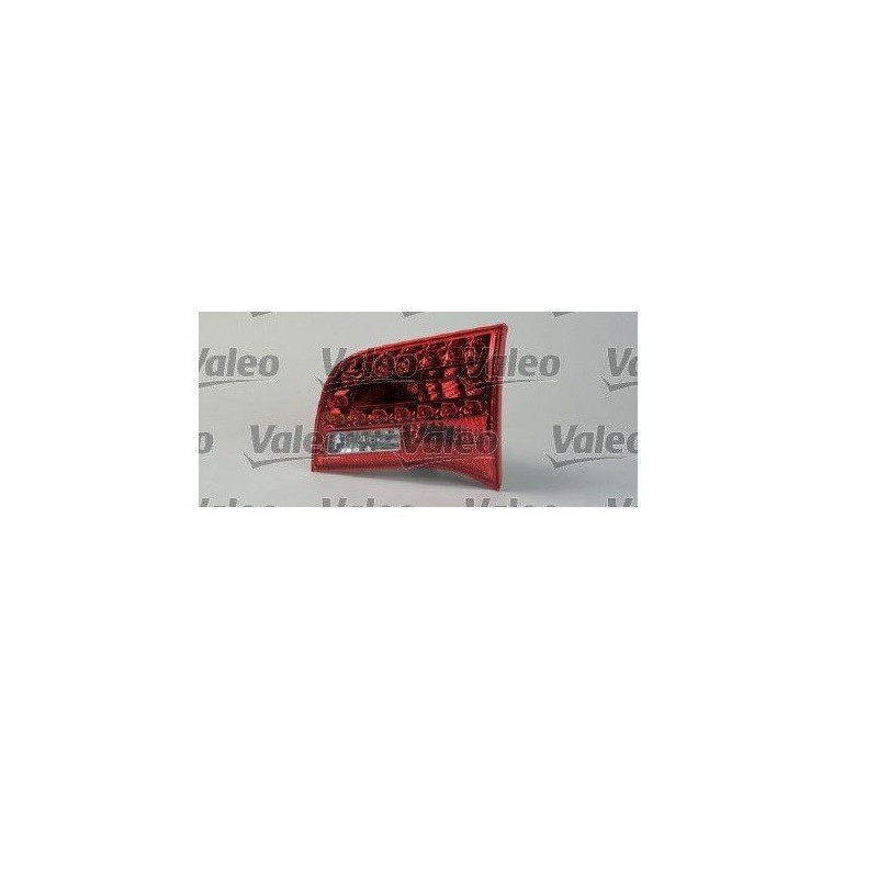 Lampa Tylna Wewnętrzna Prawa dla Audi A6 C6 Allroad Avant (2005-2008) VALEO 043332
