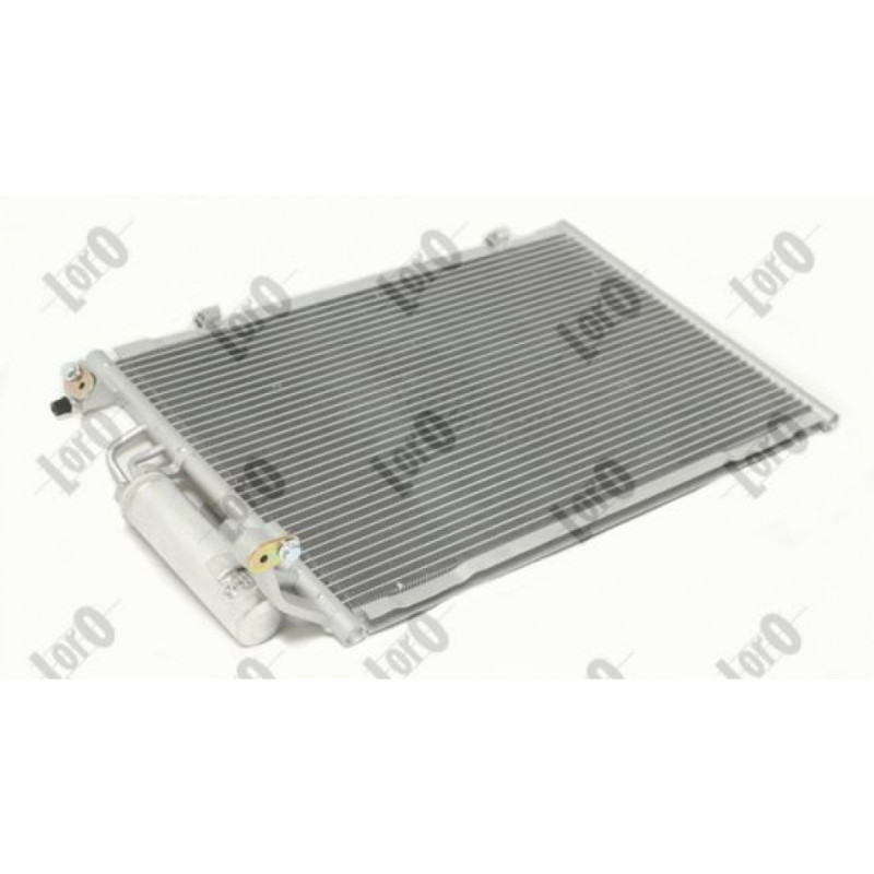 Loro 017-016-0026 Condensador de aire acondicionado para FORD