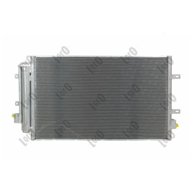 Loro 022-016-0008 Condensatore climatizzatore per IVECO