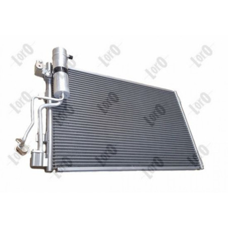 Loro 035-016-0031 Condensador de aire acondicionado para NISSAN