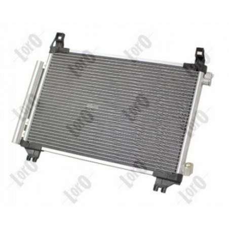 Loro 051-016-0044 Condensatore climatizzatore per TOYOTA