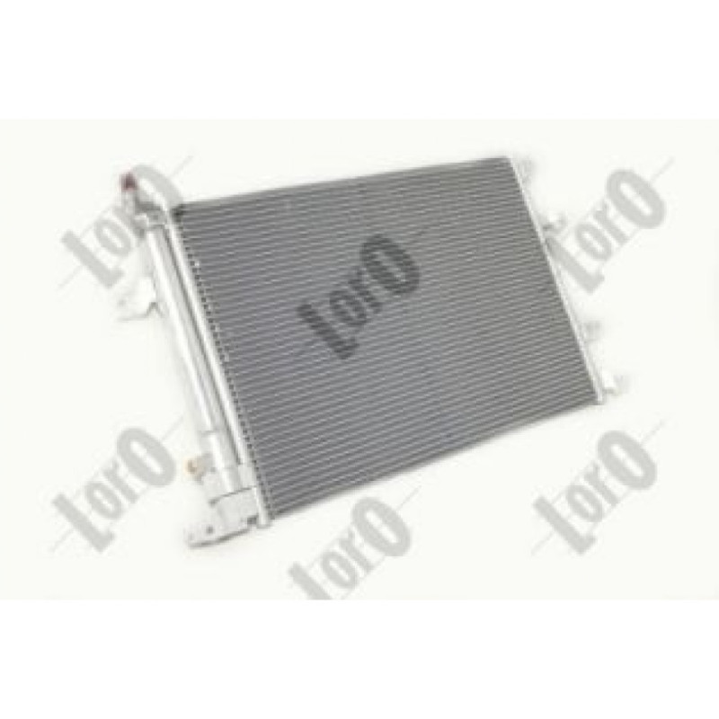 Loro 052-016-0007 Condensador de aire acondicionado para VOLVO