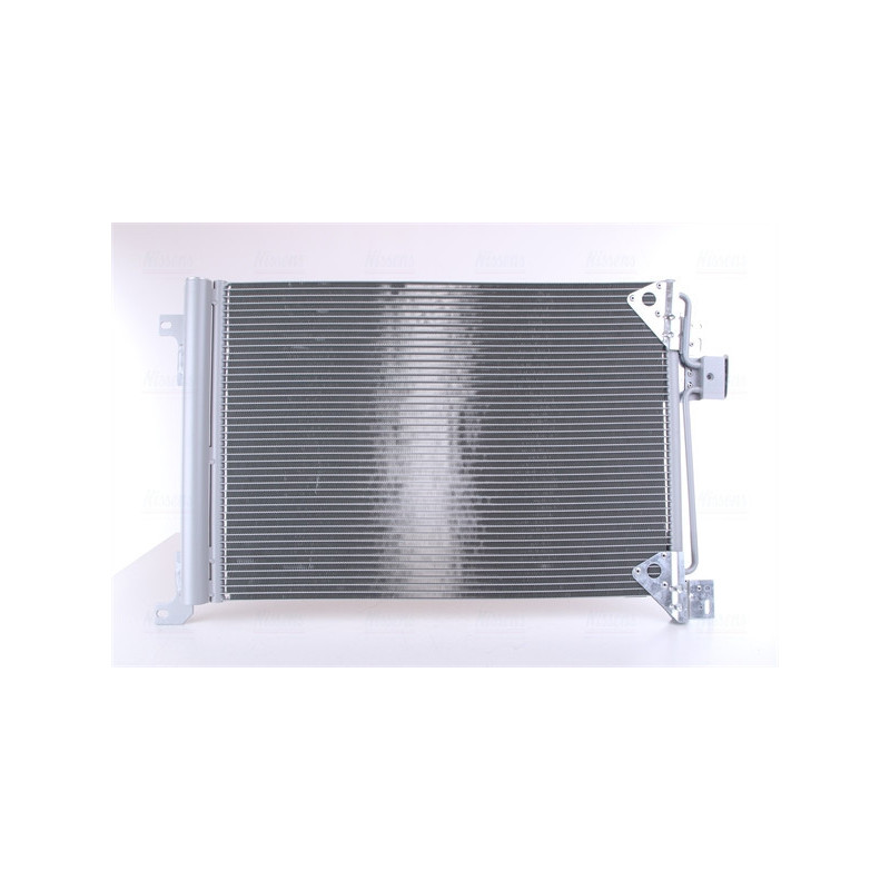 NISSENS 94713 Condensador de aire acondicionado