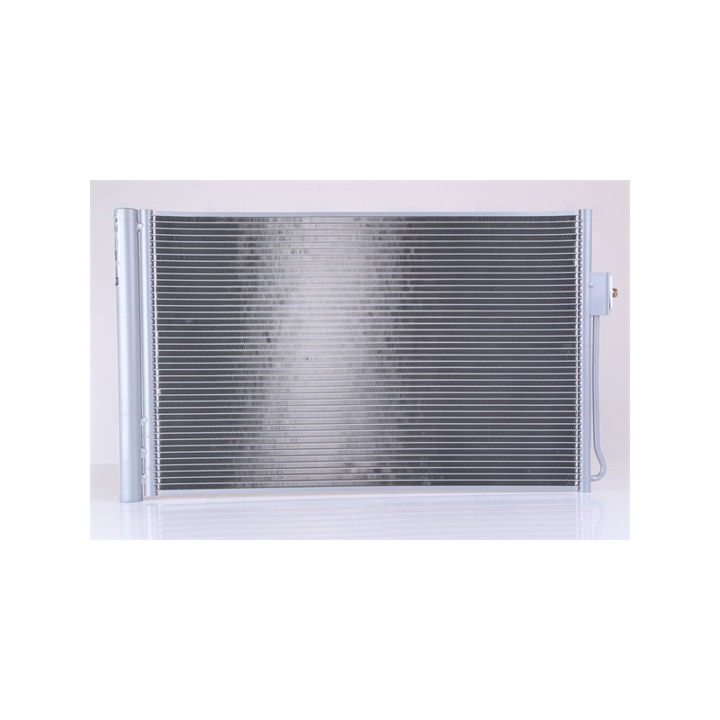 NISSENS 940364 Condensador de aire acondicionado
