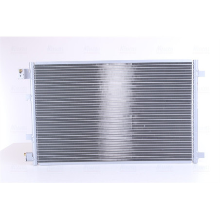 NISSENS 940038 Condensador de aire acondicionado