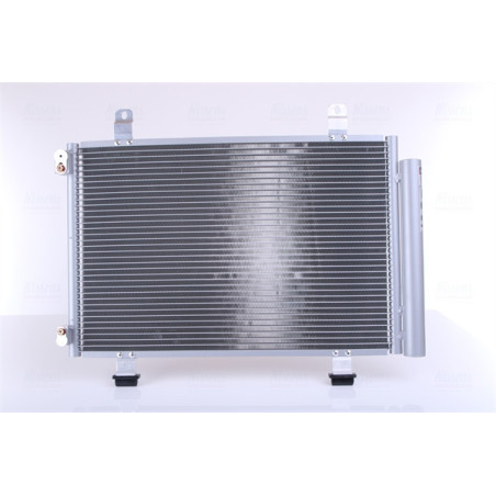 NISSENS 940079 Condensador de aire acondicionado