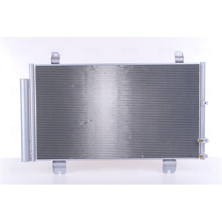 NISSENS 940261 Condensador de aire acondicionado