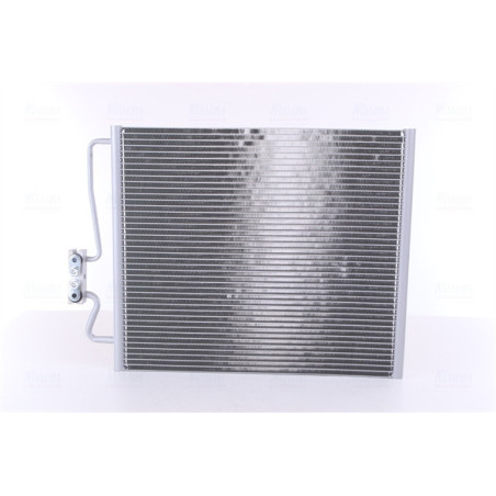 NISSENS 94275 Condensatore climatizzatore