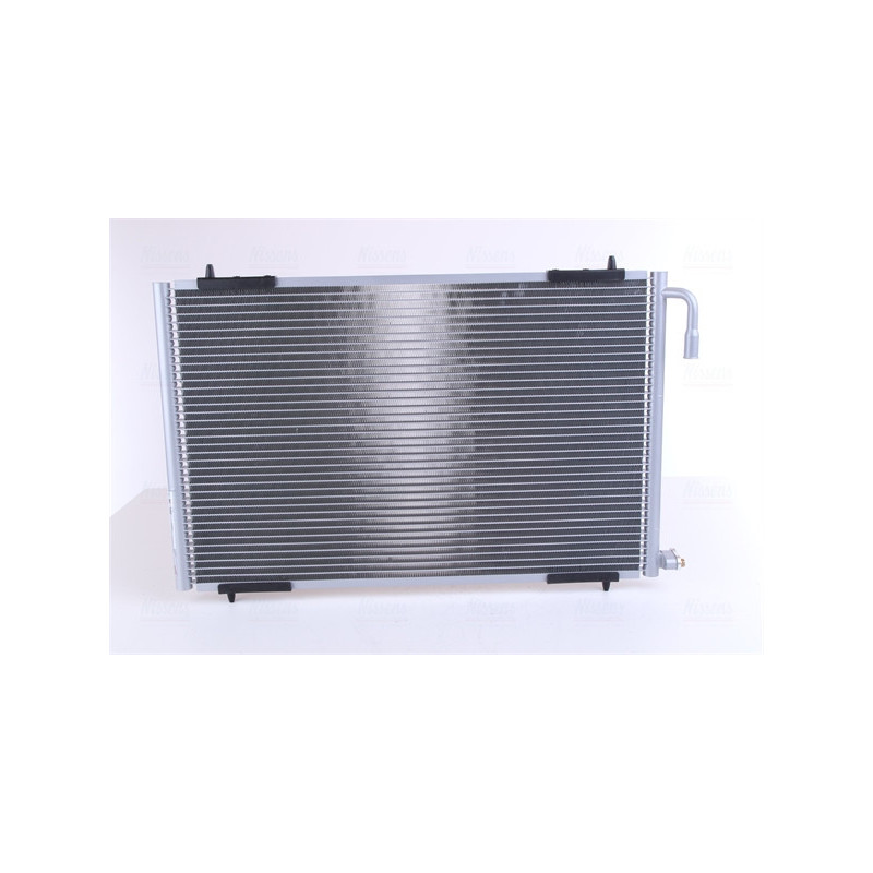 NISSENS 94392 Condensador de aire acondicionado