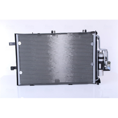 NISSENS 94721 Condensador de aire acondicionado