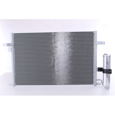 NISSENS 94725 Condensador de aire acondicionado