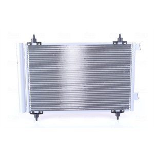 NISSENS 94758 Condensador de aire acondicionado