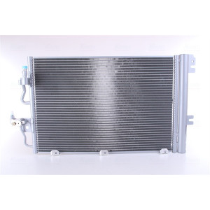 NISSENS 94767 Condensador de aire acondicionado