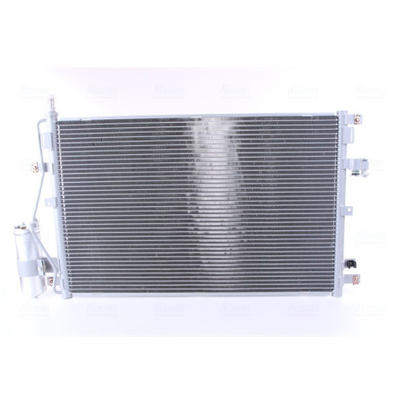 NISSENS 94937 Condensador de aire acondicionado