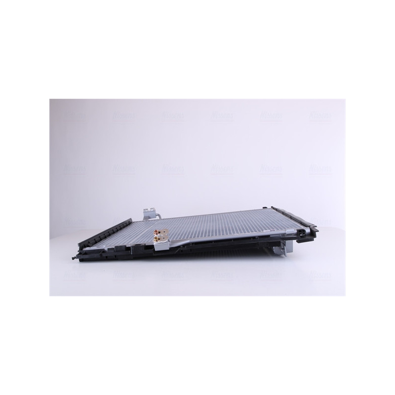 NISSENS 940394 Condensador de aire acondicionado