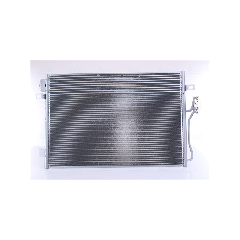 NISSENS 940379 Condensador de aire acondicionado