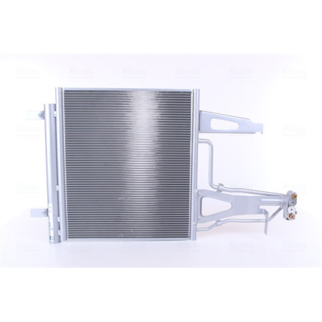 NISSENS 941136 Condensador de aire acondicionado