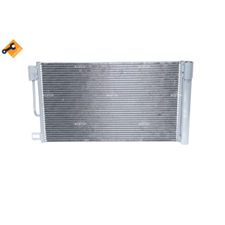 NRF 35777 Condensador de aire acondicionado