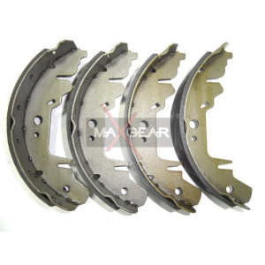 MAXGEAR 19-0296 Sada brzdových čeľustí pre Voyager Caravan Carnival