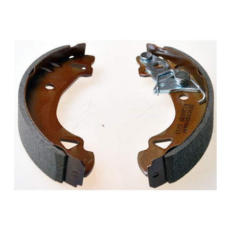 DENCKERMANN B120039 Sada brzdových čeľustí pre