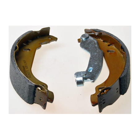 DENCKERMANN B120071 Bremsbackensatz für