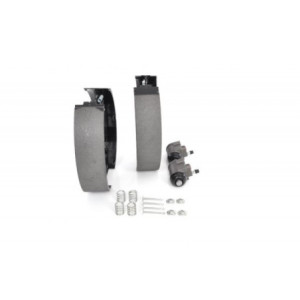 BOSCH 0 204 114 537 Kit ganasce freno per