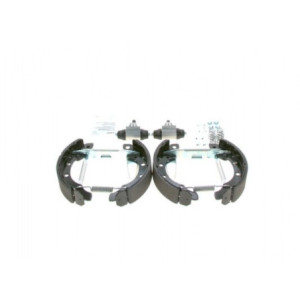 BOSCH 0 204 114 547 Brake Shoe Set Rear for