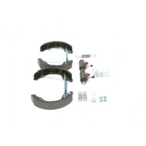 BOSCH 0 204 114 578 Jeu de mâchoires de frein pour
