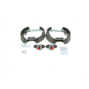 BOSCH 0 204 114 582 Kit ganasce freno per
