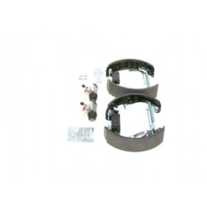 BOSCH 0 204 114 582 Kit ganasce freno per