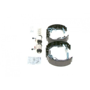 BOSCH 0 204 114 591 Brake Shoe Set for