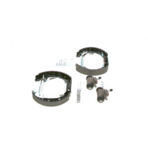 BOSCH 0 204 114 629 Kit ganasce freno per