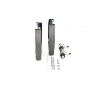 BOSCH 0 204 114 635 Jeu de mâchoires de frein pour