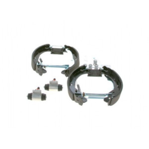 BOSCH 0 204 114 636 Kit ganasce freno per