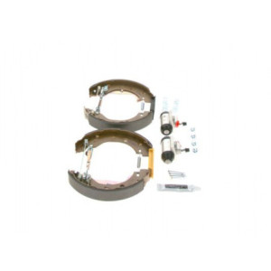 BOSCH 0 204 114 676 Bremsbackensatz für