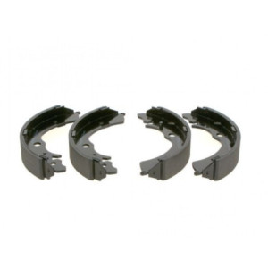BOSCH 0 986 487 440 Kit ganasce freno per