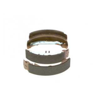 BOSCH 0 986 487 658 Jeu de mâchoires de frein pour