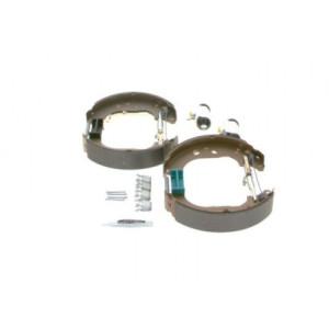 BOSCH 0 204 114 647 Kit ganasce freno per