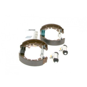 BOSCH 0 204 114 657 Brake Shoe Set for