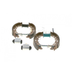 BOSCH 0 204 114 657 Jeu de mâchoires de frein pour