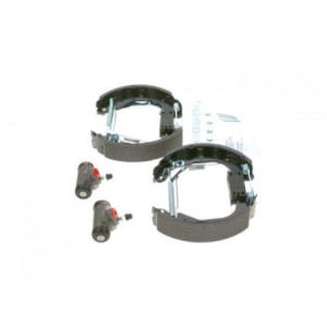 BOSCH 0 204 114 659 Brake Shoe Set for