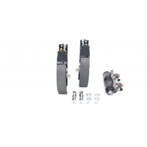BOSCH 0 204 114 047 Jeu de mâchoires de frein pour