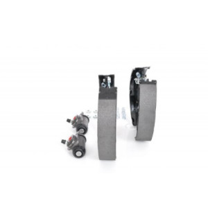 BOSCH 0 204 114 153 Zestaw szczęk hamulcowych dla