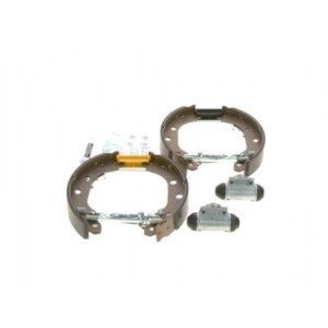 BOSCH 0 204 114 167 Kit ganasce freno per